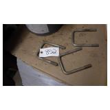 U-bolts 4' appr 25
