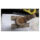 5 bolt on sprayer or wagon axle