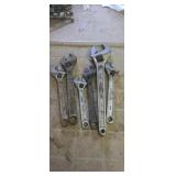 Adjustable wrench assortment