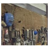 Tools and Contents of upper wall