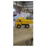 Mighty Tonka dump truck