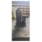 Bottle jack medium