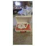 Record player. General electric. Has needle