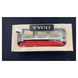 TYCO SKID FLAT CAR W/PIPE LOAD GREAT NORTHERN