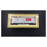 TYCO HO REEFER CAR-40 FOOT SWIFT 329A