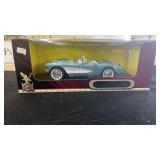 Road signature 1957 corvette 1:18 scale die cast