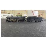 HO scale locomotive with tender