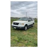 2004 Ford  Expedition 5.4 Triton showing 203,772.