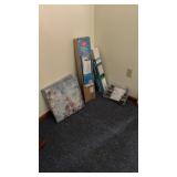 Decor, contents of corner