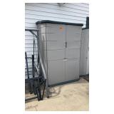 Large Rubbermaid storage with contents