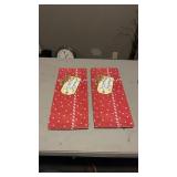Plastic serving trays