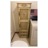 Bathroom cabinet