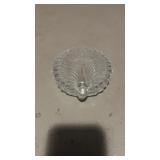 Glass clam shell trinket box