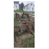 Loader and metal gate