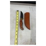 Knife with sheath