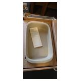 Pampered chef  pan and misc pans and trays