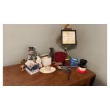 Contents on top of desk