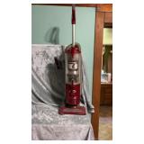 Shark navigator swivel vacuum. Works