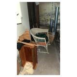 Contents of room see photos