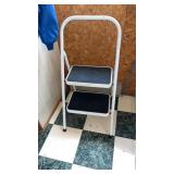 Folding step stool