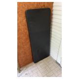 Folding table