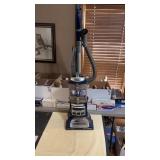 Shark navigator vacuum. Works