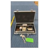 Gun cleaning kit