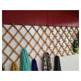 Collapsible Hat Rack-No Contents