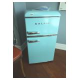 Galanz Mini-Fridge
