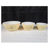 Vintage Pyrex Shenandoah Bowl Set of 3