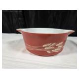 Vintage Pyrex Autumn Harvest Wheat - 2.5 qt