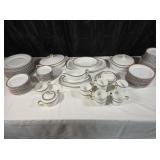 Heinrich & Co Pocelain Dinner Set - over 100 pc