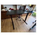 FlexiSpot Electric Height-Adjustable Standing Desk
