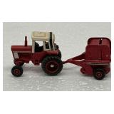 International 1086 Toy Tractor W/ 6400 Baler