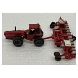 Very Nice INT 6388 2+2 W/ Case IH 12 R Planter