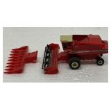International 1460 Toy Combine W/2 Headers