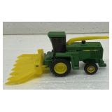 Very Nice ERTL John Deere 6910 Chopper W/Head