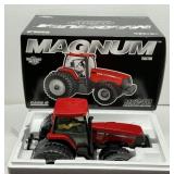 MINT NIB Case IH MX240 Magnumb Toy Tractor ERTL