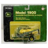 NIP ERTL John Deere 1900 Commodity Cart Clean