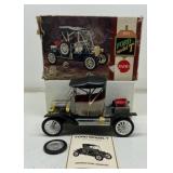 NIB Working 1912 Ford Model T Transistor Radio Car