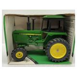 NIB ERTL John Deere 4450 MFWD Toy Tractor