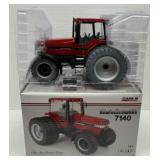 MINT NIB ERTL Case IH 7140 Magnum Toy Tractor Time