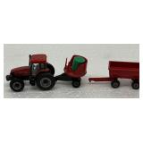 Case IH MX120 '97 Farm Show-8610 Grinder-Wagon