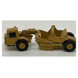Nice ERTL CAT 613C Dirt Mover/Scraper Toy