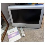 SONY WEGA 22' LCD TV W/REMOTE
