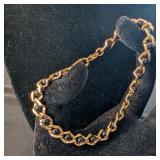VTG GOLD TONE BLACK BEAD BRACELET, MARKED 'AVON'