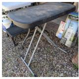 FOLDING ADJ. HEIGHT PLASTIC TRAY TABLE