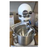 KITCHENAID HEAVY DUTY MIXER W/ATTACHMENTS, WHITE
