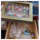 ASSTD MINIATURE VTG/ANTQ STYLE ORNAMENTS, CLIPS &