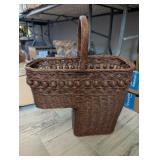 VTG STAIR STEP BASKET